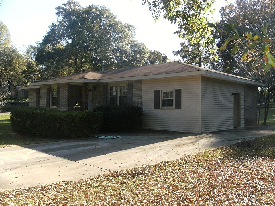1st image of 113 Brookwood Dr