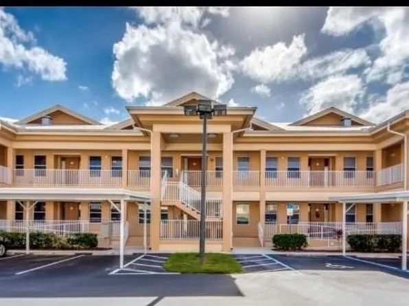 15250 Riverbend Blvd APT 204, North Fort Myers, FL 33917