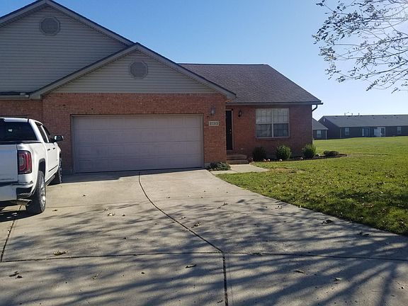 2nd image of 2737 Fairview Ct