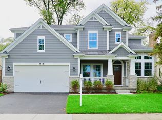 1116 N Douglas Ave, Arlington Heights, IL 60004