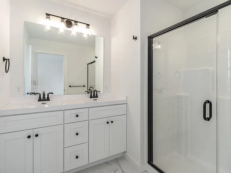 315 Pelham Ct — Photo 21