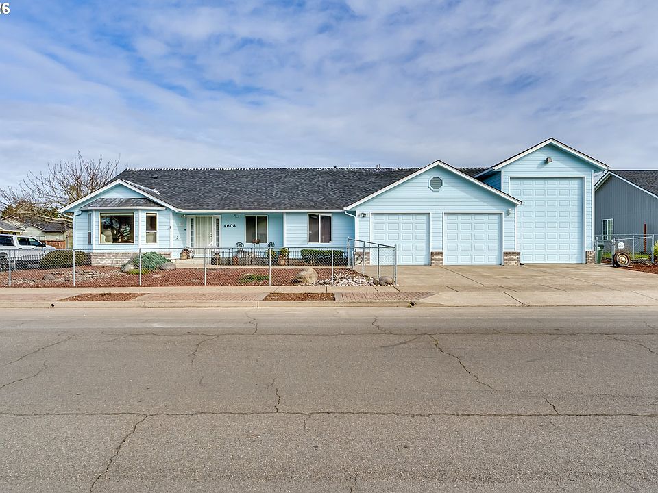 1st image of 4608 Holly St