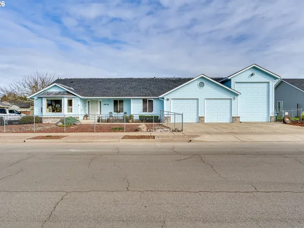 4608 Holly St, Springfield, OR 97478
