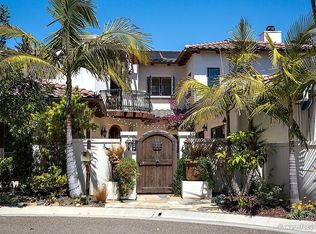 227 Hillcrest Dr, Encinitas, CA 92024