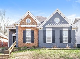 8715 Macon Rd, Cordova, TN 38018