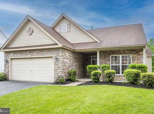 720 S Settlers Cir, Warrington, PA 18976