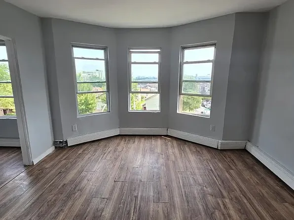 133 Elizabeth Ave, Newark, NJ