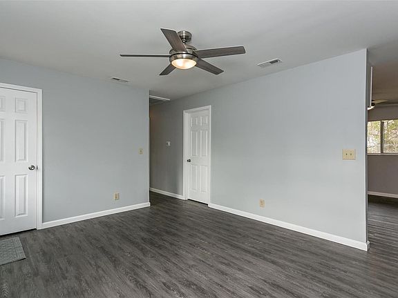 5th image of 1434 Peace Dr