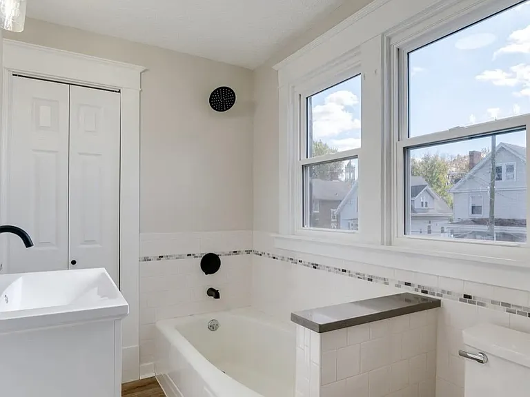 1734 Cleveland Ave — Photo 15
