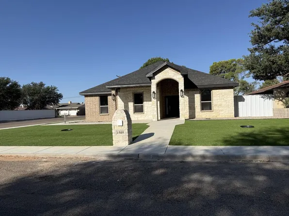 1505 S Franklin Ave, Monahans, TX 79756