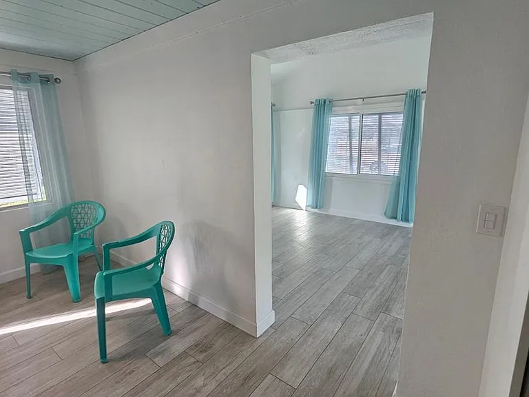 360 W Fray St — Photo 17