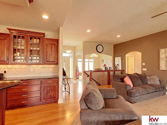 4th image of 7805 Shadow Lake Dr