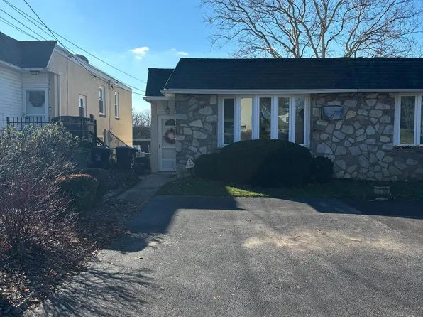 722 E Fornance St, Norristown, PA 19401