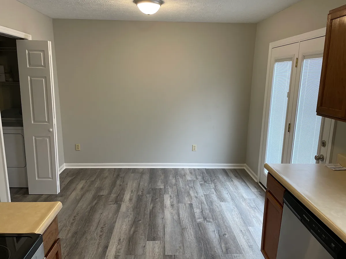 Building Photo - 428 Sara Leigh Dr #1