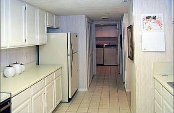 5th image of 3125 E Kennedy Dr APT 505