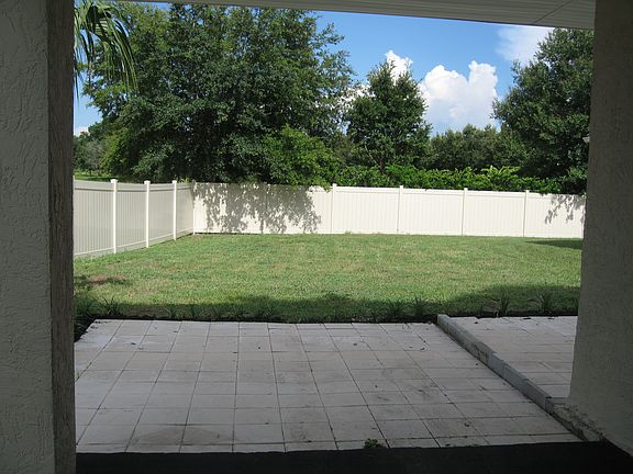 2nd image of 300 Burbank Ave
