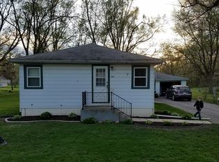 1821 Colfax St, Griffith, IN 46319