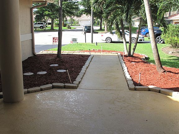 5th image of 4865 NW 101st Ave