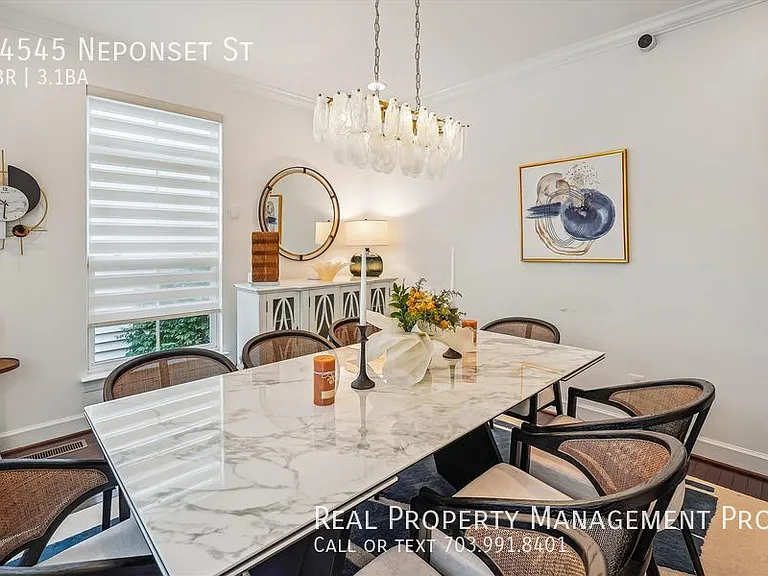 44545 Neponset St — Photo 12