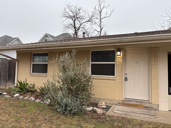 2nd image of 6706 Mira Loma Ln APT B