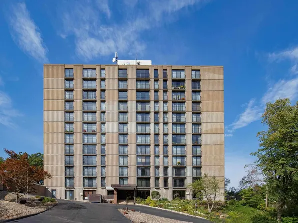 1800 7th St, East Moline, IL 61244