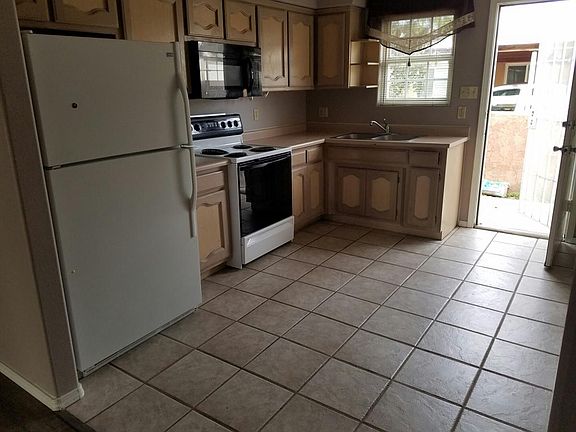 4th image of 308 Jefferson St NE APT B