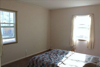 4th image of 102 Barth Ave