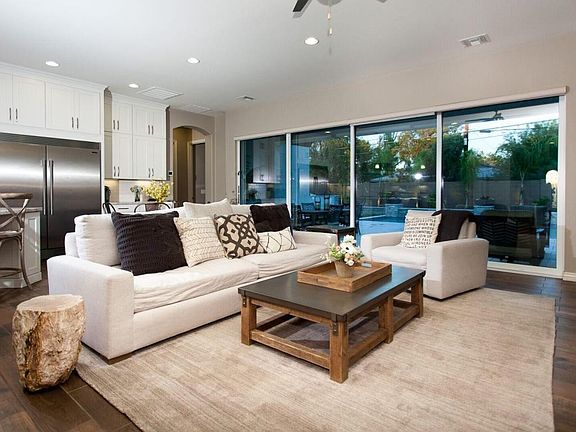 29th family room_preview