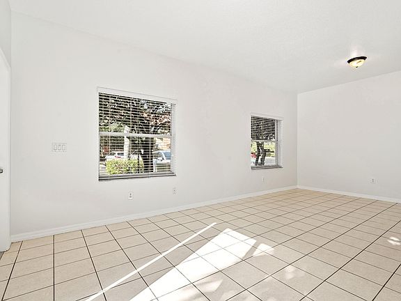 2nd image of 4918 Schooner Drive #5305