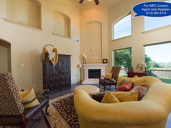 3rd image of 1020 Dyer Creek Pl