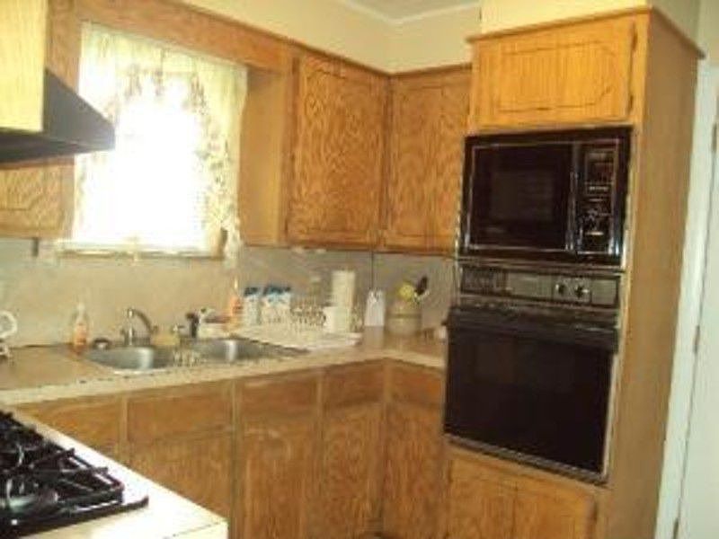 2nd image of 2108 Jonesboro Rd