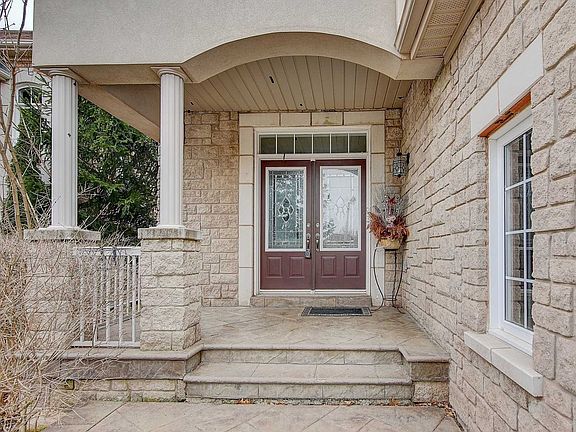 3rd image of 2422 Hertfordshire Way
