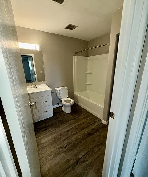 Beacon Point Apartments — Photo 14