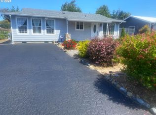 420 Fir St, Brookings, OR 97415