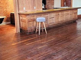 301 Main St APT C, Smithville, TX 78957