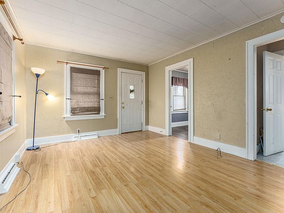 5th image of 1041 E G Ave