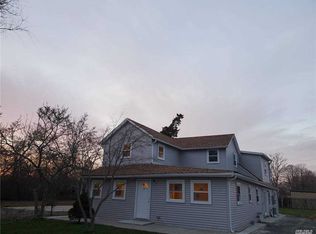 8 Morrison Pl, Patchogue, NY 11772