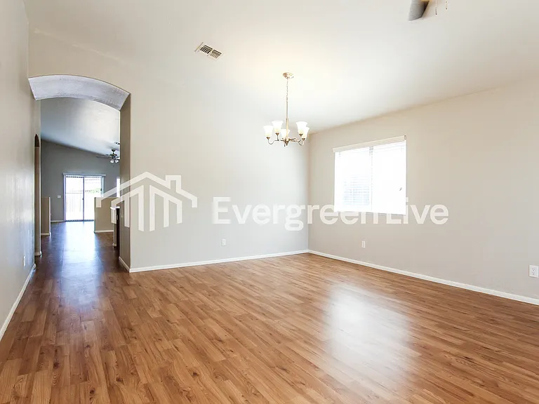 11148 W Campbell Ave — Photo 4