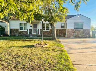 2120 NW Lake Ave, Lawton, OK 73507