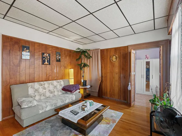 220 Eckford Street image 13 of 25