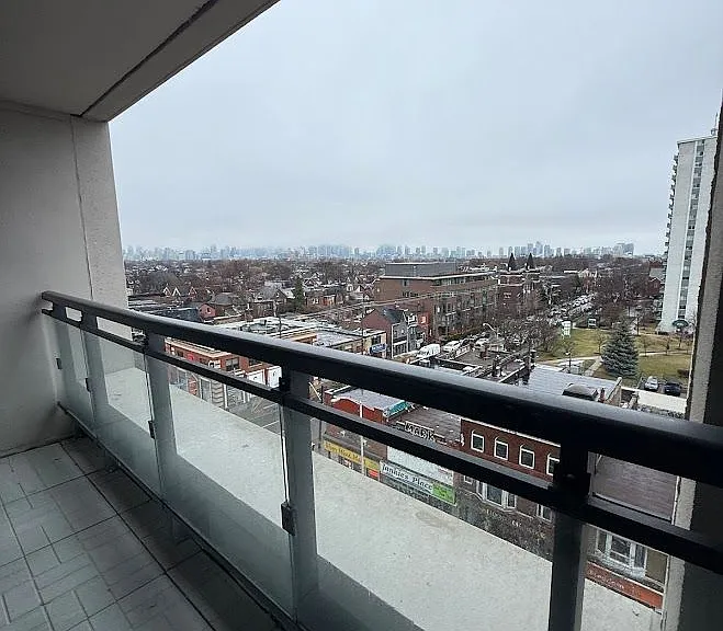 758 Dovercourt Rd #707 — Photo 11