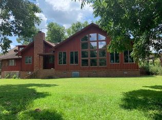 67 Hutchinson Rd, Tifton, GA 31793