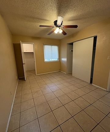 4th image of 2403 Red Sails Dr #A