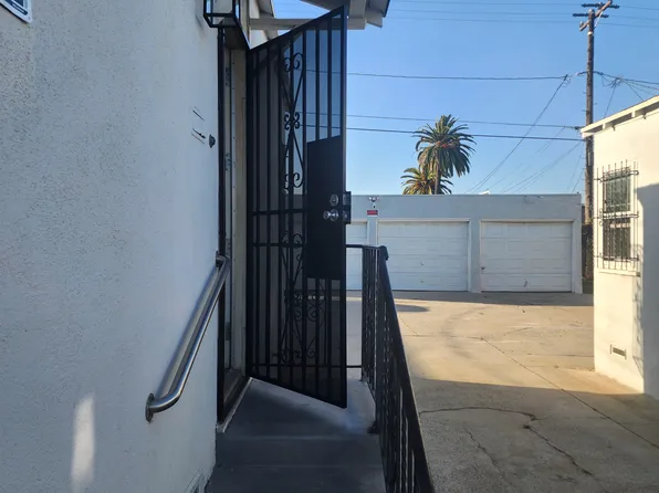 1315 W 102nd St #1317-1/2, Los Angeles, CA 90044