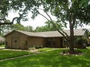 716 Noreda St, Angleton, TX 77515