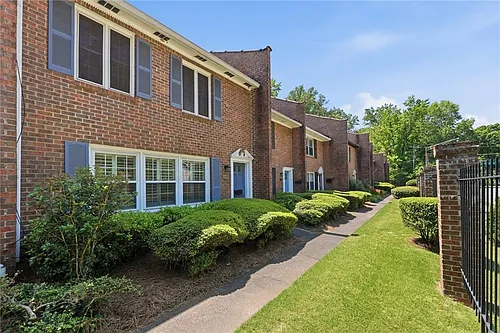 1117 Scott Blvd Photo 1