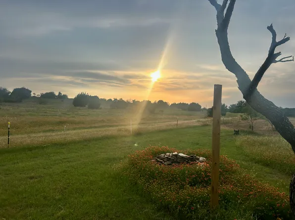 2592 County Road 610, Hamilton, TX 76531