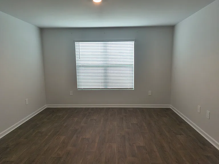 44 Autumns Wood Dr — Photo 10