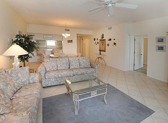 5th image of 4321 Bay Beach Ln APT 643