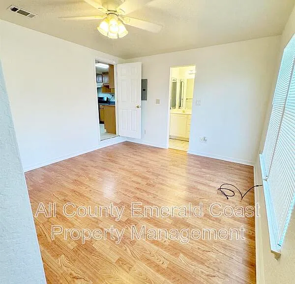 733 Beach Dr — Photo 21